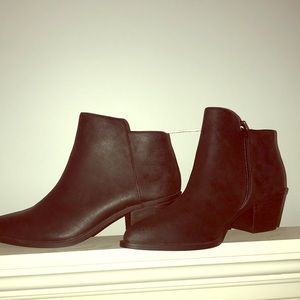 Black angle boots